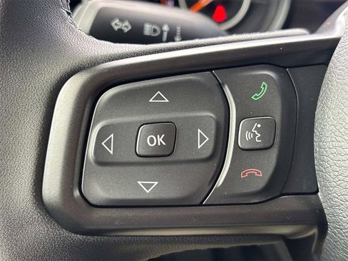 New 2025 Jeep Gladiator Sport image 13