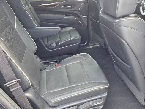 Certified 2024 Cadillac Escalade Premium Luxury AWD/4WD image 21
