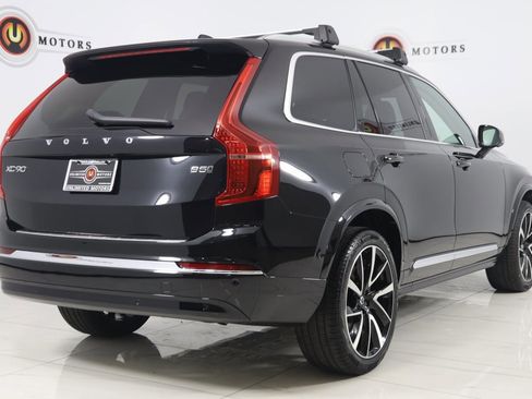 Used 2025 Volvo XC90 B5 Plus w/ Protection Package Premier image 3