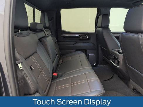 Used 2024 Chevrolet Silverado 1500 High Country w/ Technology Package image 18