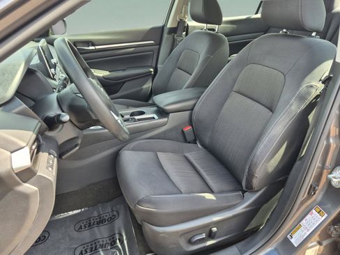 Certified 2022 Nissan Altima 2.5 SV FWD image 20