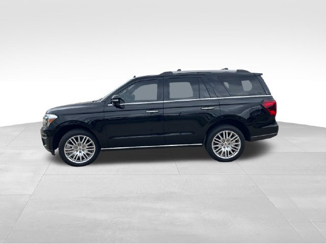Used 2024 Ford Expedition Limited RWD image 3