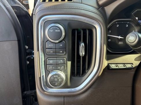 Used 2023 GMC Sierra 2500 Denali w/ Denali Ultimate Package AWD/4WD image 5