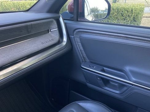 Used 2026 Rivian R1S Adventure Dual AWD/4WD image 28