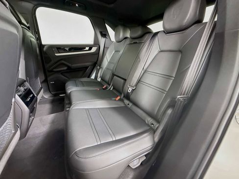 New 2026 Porsche Cayenne AWD/4WD image 23