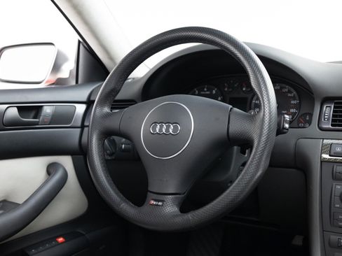 Used 2003 Audi RS 6 AWD/4WD image 10