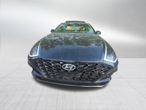 Used 2021 Hyundai Sonata Limited FWD image 2
