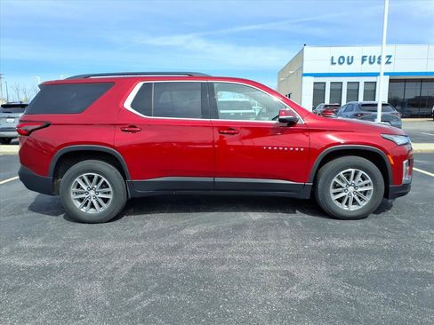 Used 2023 Chevrolet Traverse LT image 27