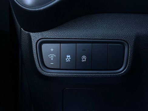 Used 2025 Kia Soul LX w/ LX Technology Package image 20