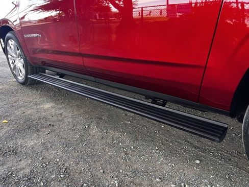 Certified 2024 Chevrolet Suburban High Country w/ Max Trailering Package image 17