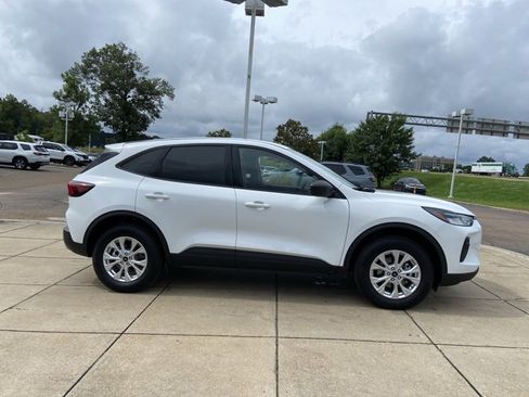 Used 2025 Ford Escape Active AWD/4WD image 13