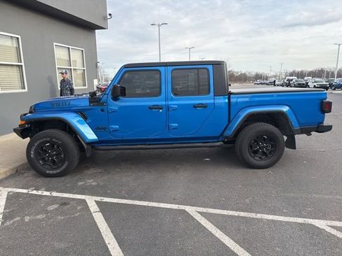 Used 2021 Jeep Gladiator Sport image 17