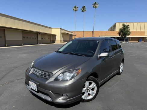Used 2007 Toyota Matrix XR FWD image 3