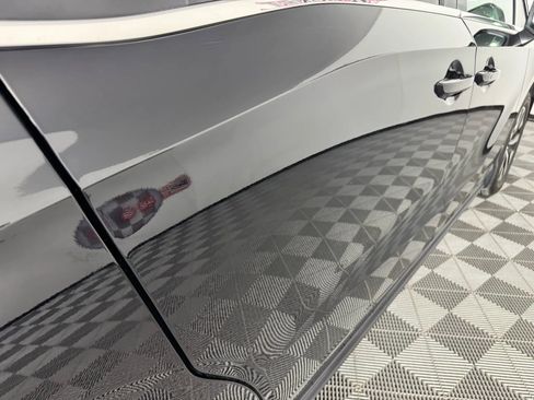 Used 2025 Honda Odyssey EX-L image 31