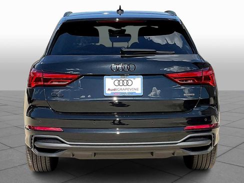 New 2025 Audi Q3 2.0T Premium image 4