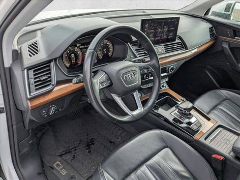 Used 2021 Audi Q5 Premium Plus w/ Premium Plus Package image 9