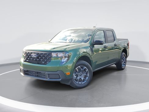 New 2025 Ford Maverick XLT w/ XLT Luxury Package image 1