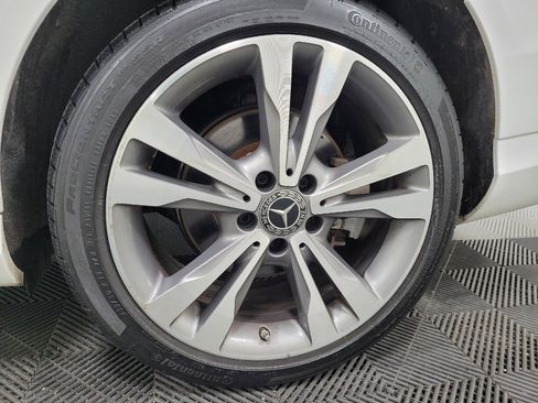 Used 2018 Mercedes-Benz C 300 4MATIC Sedan image 31