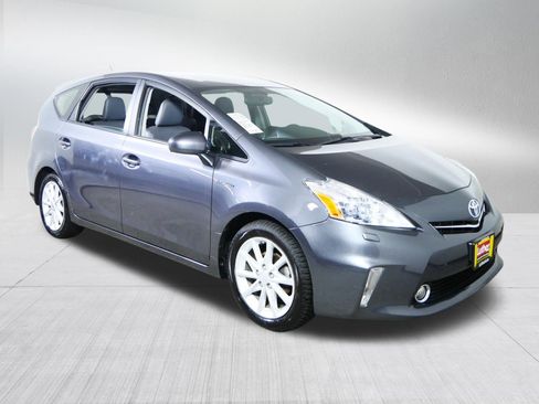 Used 2012 Toyota Prius V Five FWD image 1