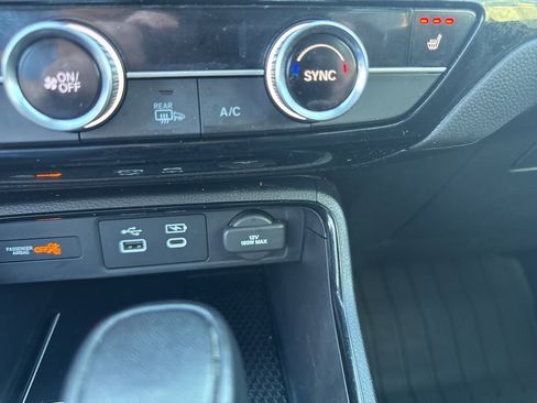 Used 2024 Honda CR-V EX-L image 29