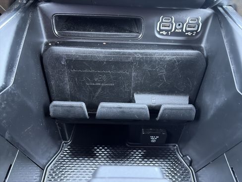 Used 2020 RAM 1500 Laramie AWD/4WD image 33