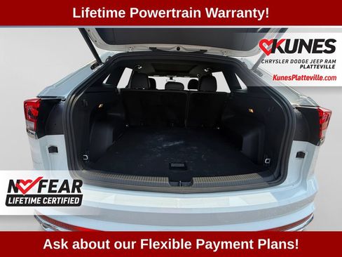Used 2022 Volkswagen Atlas Cross Sport SEL Premium R-Line AWD/4WD image 37