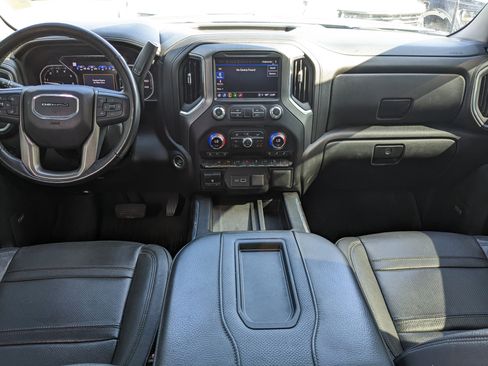 Used 2022 GMC Sierra 2500 Denali w/ Denali Ultimate Package image 13