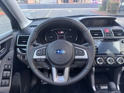 Used 2017 Subaru Forester 2.5i Limited AWD/4WD image 21