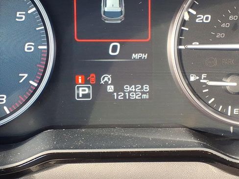 Used 2025 Subaru Outback Premium image 27