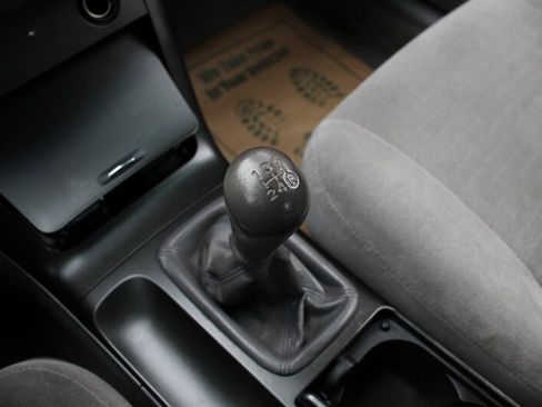 Used 2005 Toyota Camry LE image 8