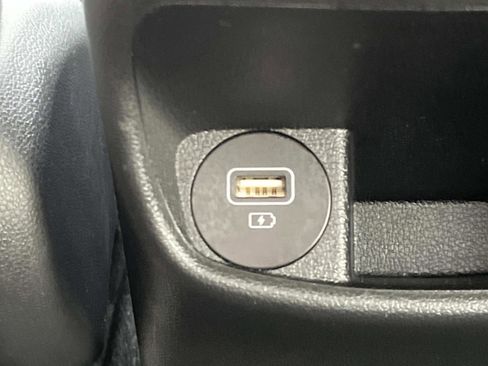 Used 2023 Hyundai Kona SEL image 17