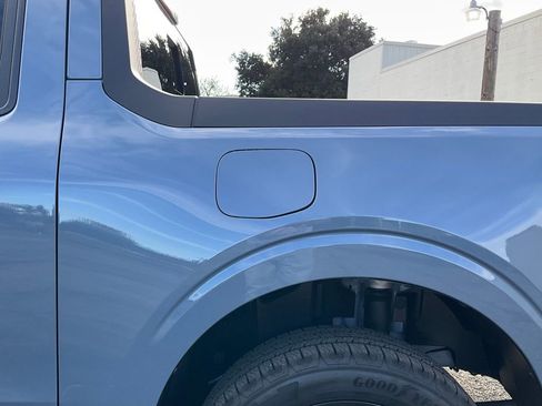 New 2025 Ford Maverick Lariat w/ Black Appearance Package image 13