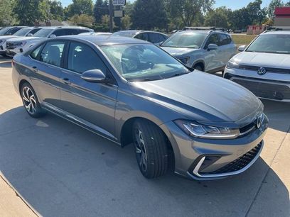 New 2025 Volkswagen Jetta SEL