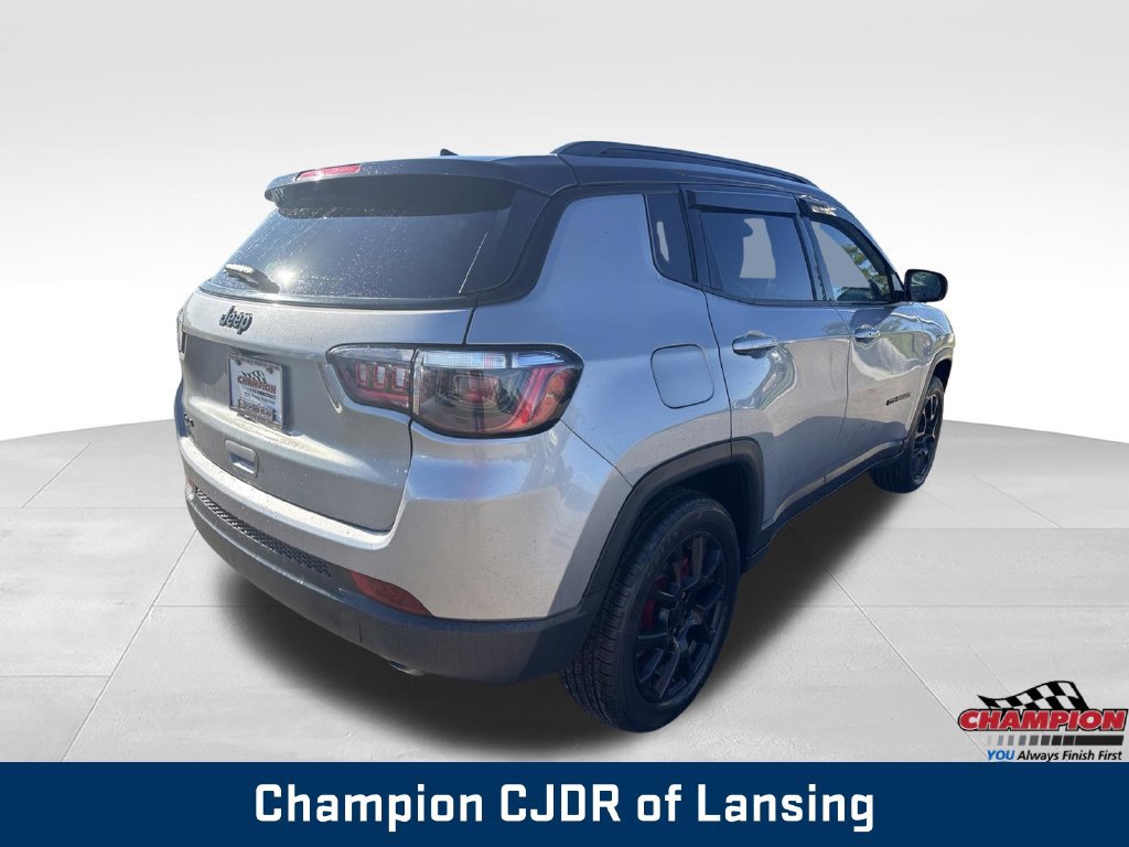Used 2022 Jeep Compass Latitude w/ Convenience Group AWD/4WD image 8