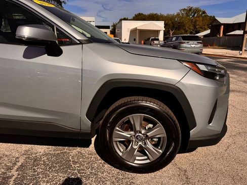 Used 2024 Toyota RAV4 XLE FWD image 13