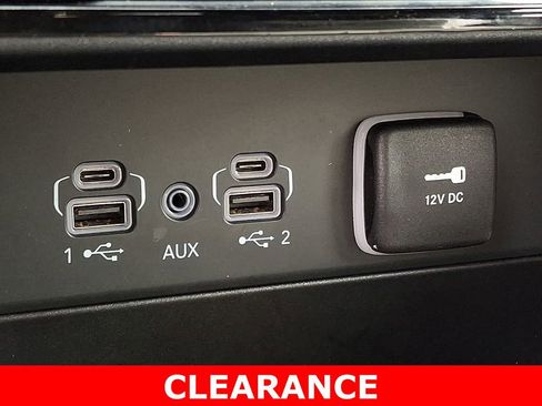 Used 2025 Jeep Grand Cherokee L Limited w/ Black Appearance Package image 25