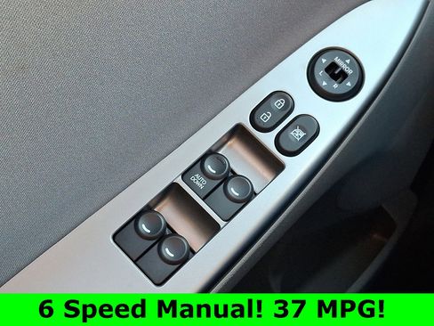 Used 2017 Hyundai Accent SE image 24