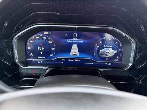 Used 2024 Chevrolet Silverado 1500 High Country w/ High Country Premium Package image 13