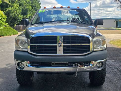 Used 2007 Dodge Ram 2500 Truck SLT AWD/4WD image 9