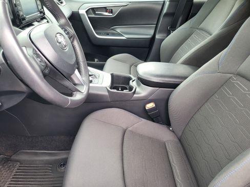 Used 2022 Toyota RAV4 SE AWD/4WD image 10