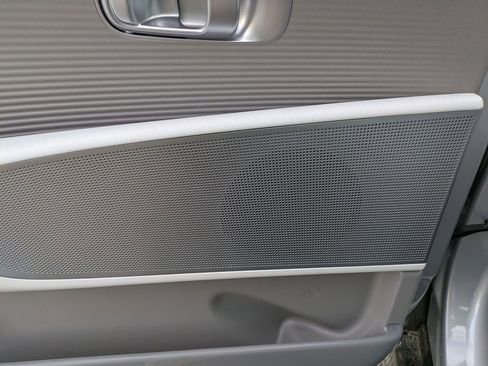 New 2025 Hyundai Ioniq 6 SEL image 26