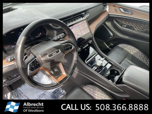 Used 2023 Jeep Grand Cherokee Summit w/ Adv Protech Group IV image 29