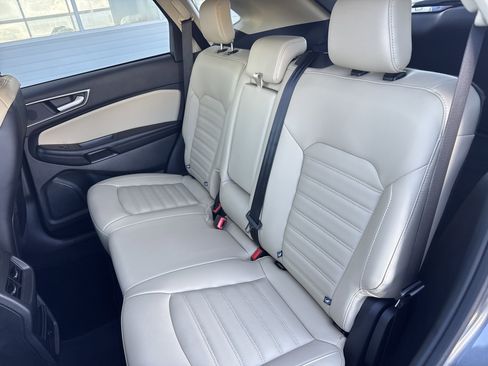 Used 2024 Ford Edge SEL image 26