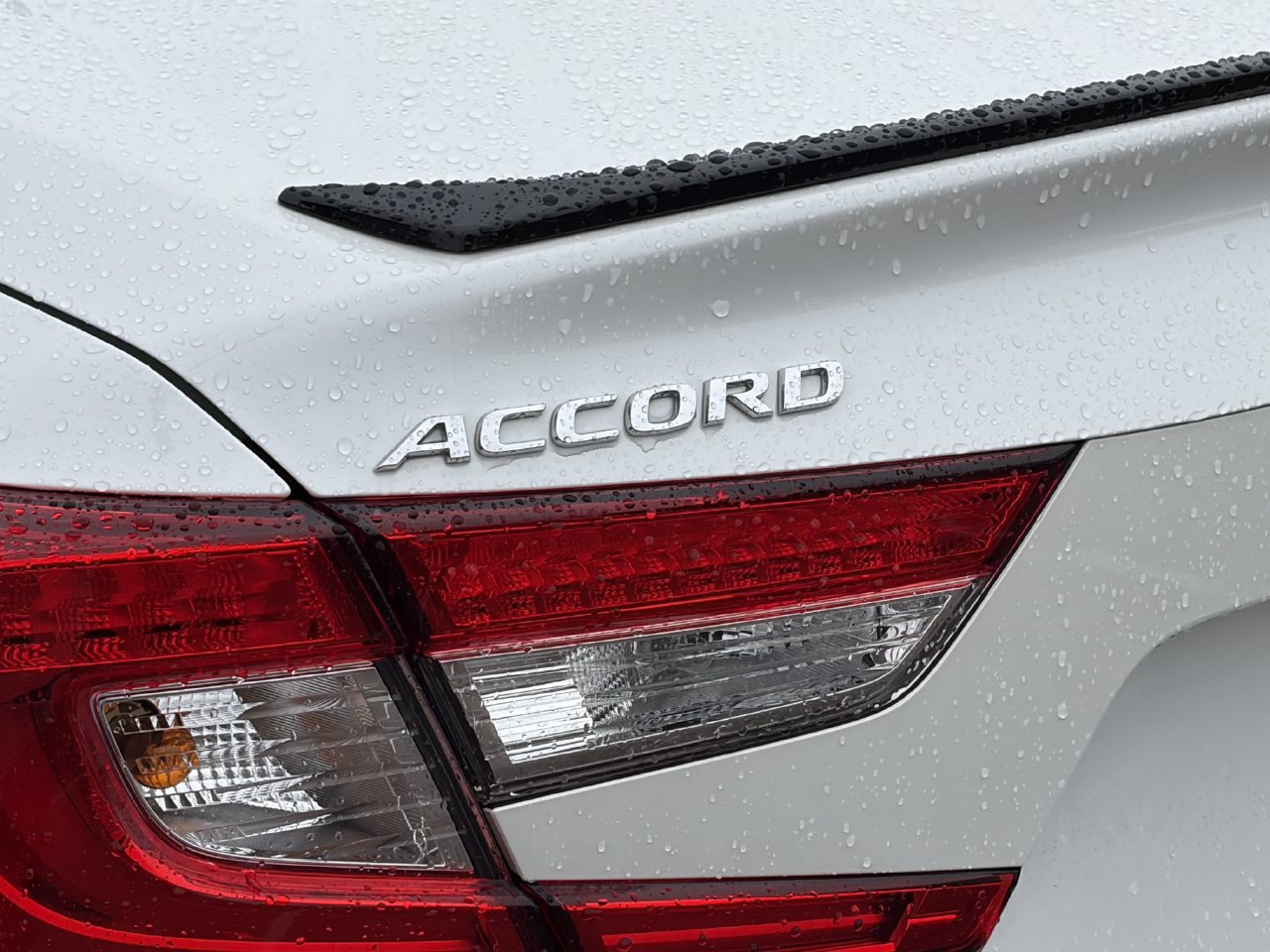 Used 2021 Honda Accord Sport image 8