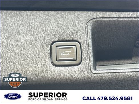 Used 2020 GMC Terrain SLE w/ Driver Convenience Package image 12