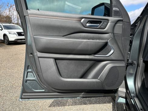 New 2026 Nissan Armada Platinum Reserve AWD/4WD image 10