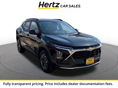 Used 2025 Chevrolet Trax LT