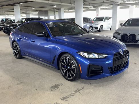 Certified 2025 BMW M440i RWD image 2
