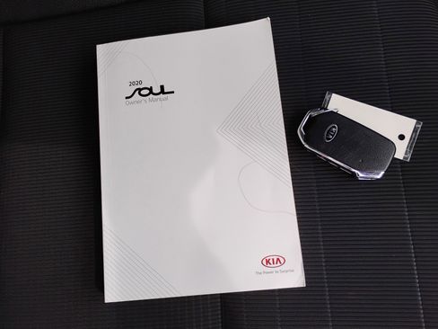 Used 2020 Kia Soul GT-Line Turbo FWD image 38