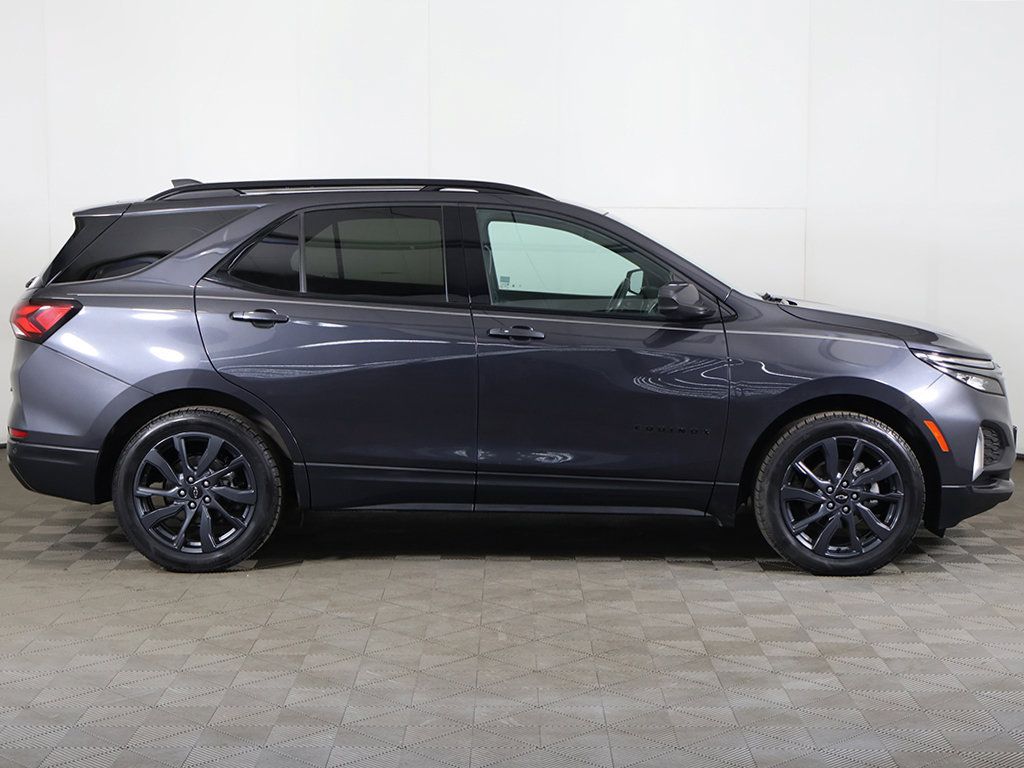 Used 2022 Chevrolet Equinox RS FWD image 17